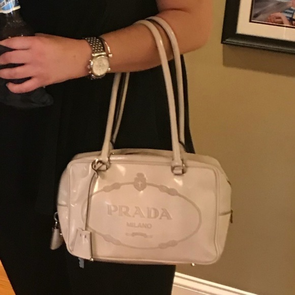 Authentic Prada Vitello Daino Bauletto Bowler Bag - Picture 5 of 6